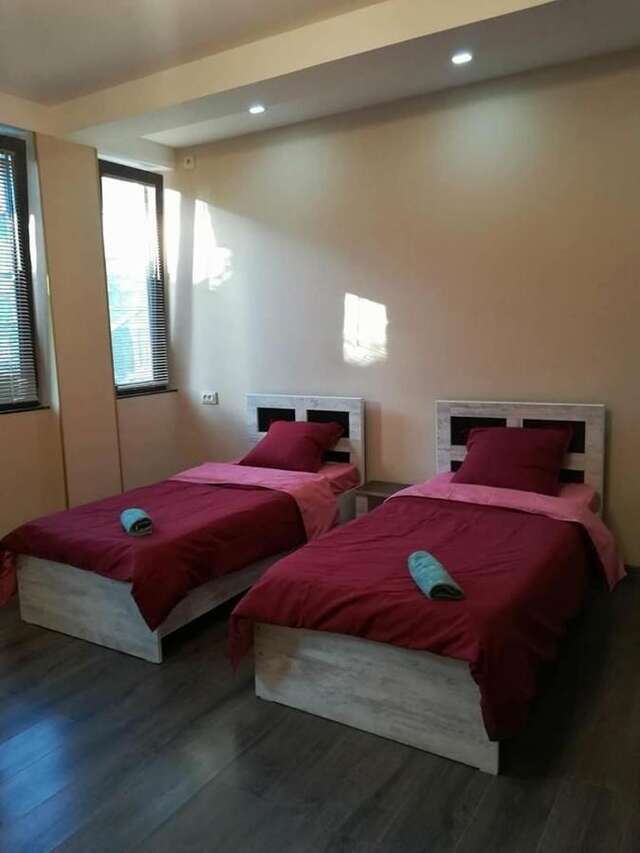 Гостевой дом Guest House Nana Тбилиси-11